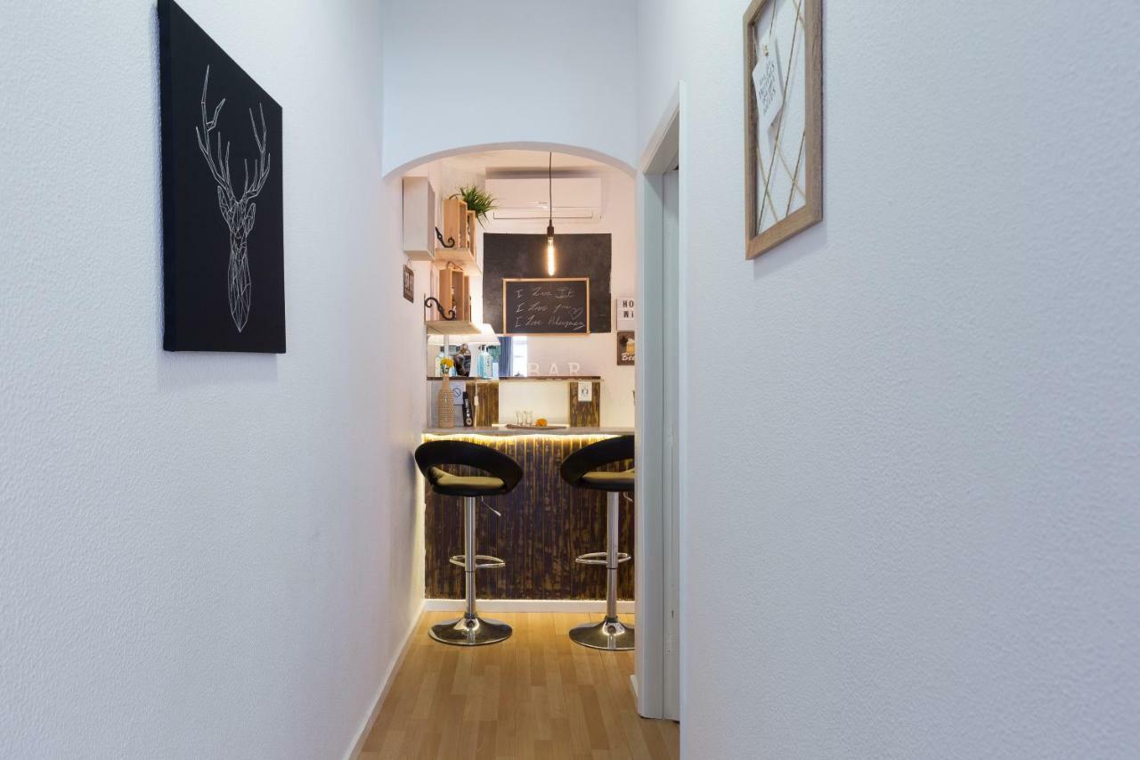 Ferienwohnung Large Flat W/ Terrace | Ace Location @ Aliados Porto Exterior foto